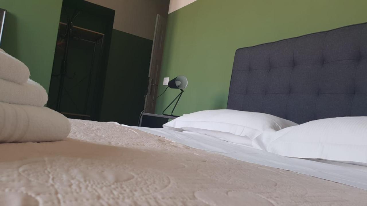 Lumiere Bed and breakfast 2*